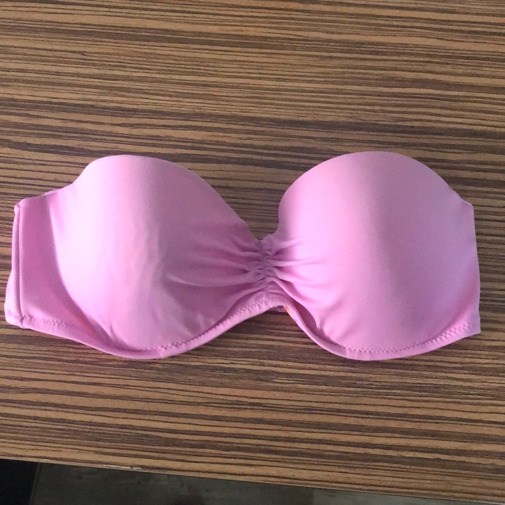 VICTORIA’S SECRET BATHING SUIT TOP